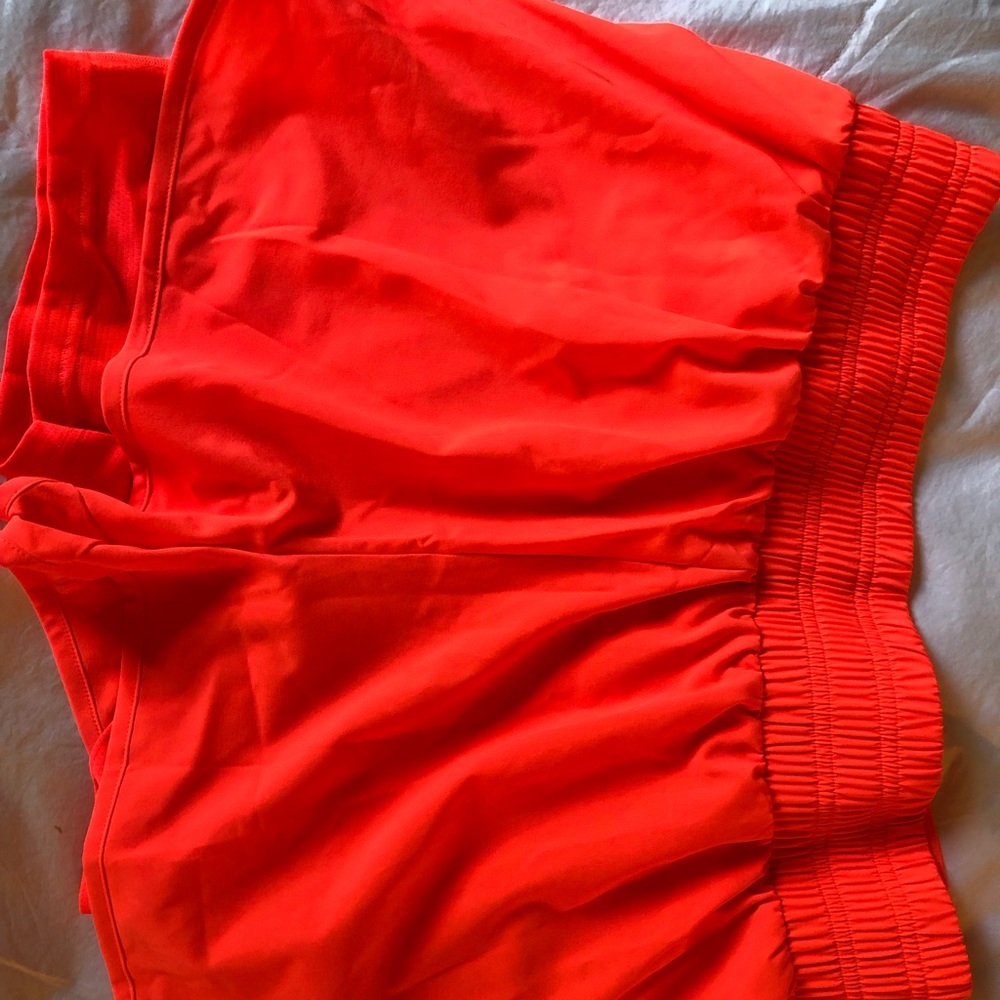 Gymshark Mid Rise Pulse shorts